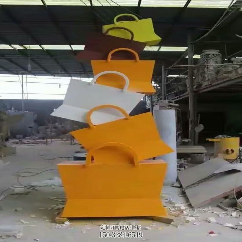 广场背包雕塑供求，露天雕塑，企业不锈钢背包雕塑标准