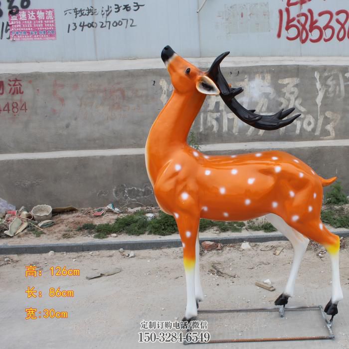 大型小鹿雕塑,彩绘工艺,玻璃钢动物雕塑厂家 大型小鹿雕塑,彩绘工艺,玻璃钢动物雕塑厂家